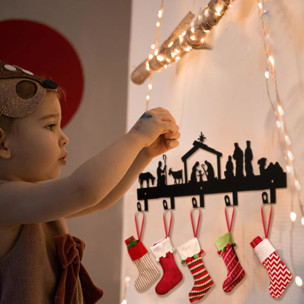 Aluminum Nativity Scene Decor — Holiday Wall Hanging